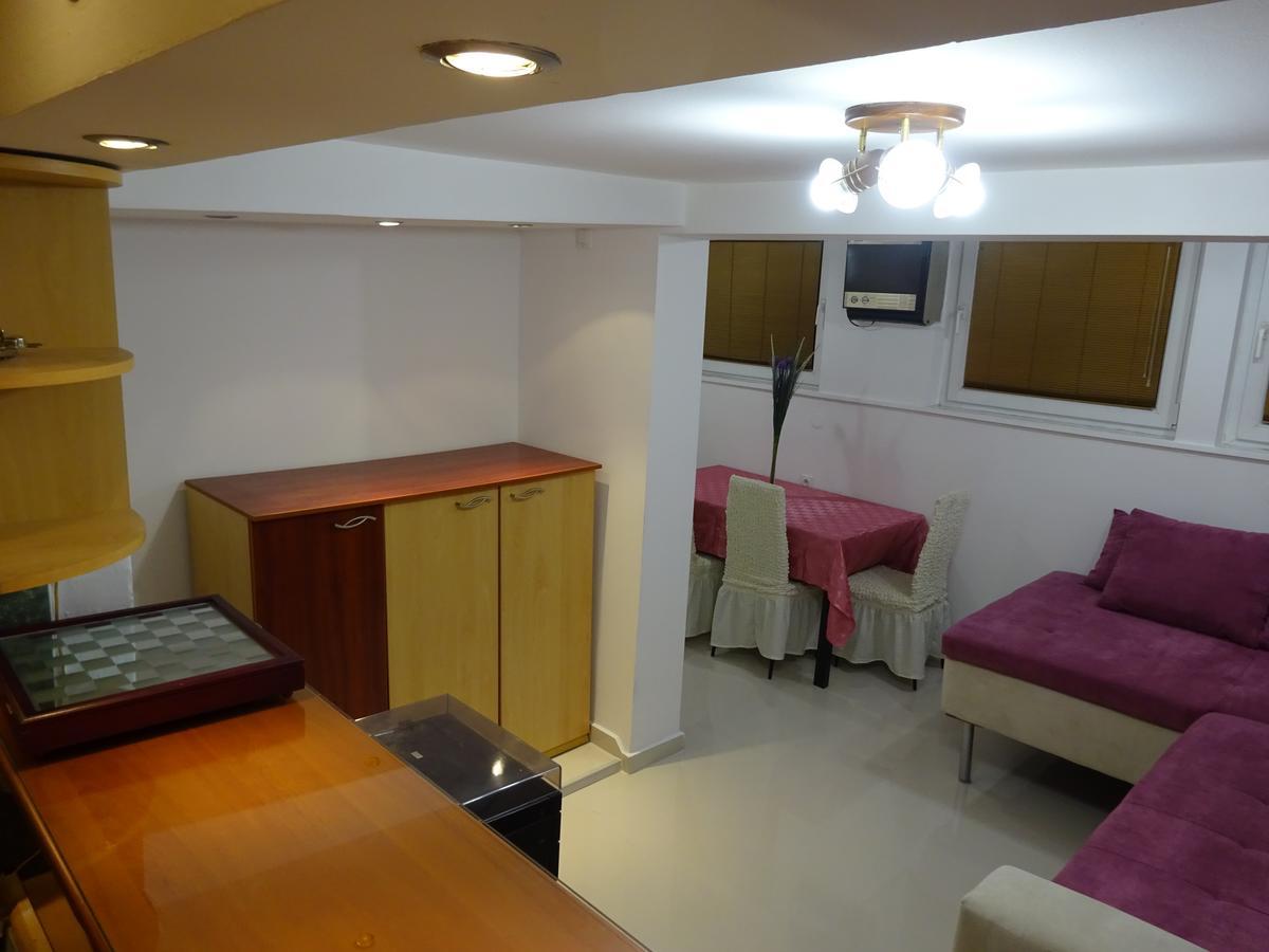 Jasmin White Apartment سكوبجي المظهر الخارجي الصورة
