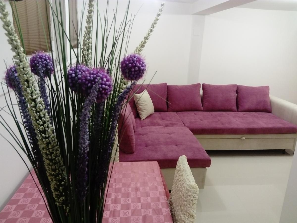 Jasmin White Apartment سكوبجي المظهر الخارجي الصورة