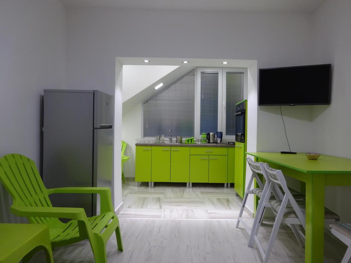 Jasmin White Apartment سكوبجي المظهر الخارجي الصورة